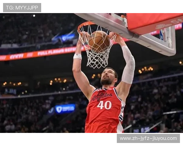 火箭队对阵洛杉矶快船队直播赛事及技术分析